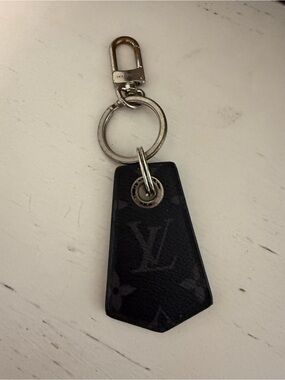 Louis Vuitton Enchappe Key Holder Monogram Eclipse Canvas black leather charm